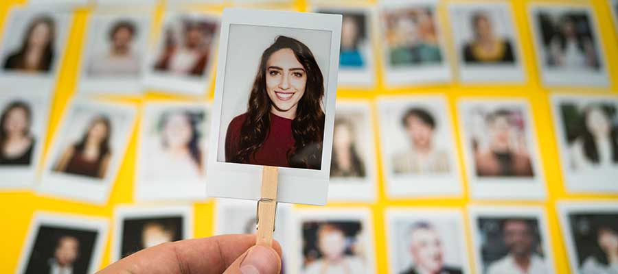 Visual resumes are another way to apply for jobs.